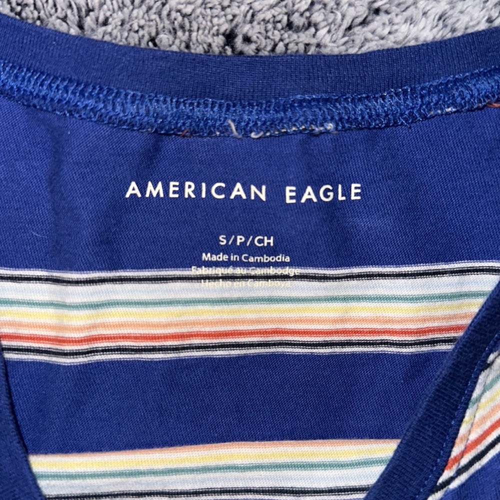 american eagle top! - Picture 2 of 3